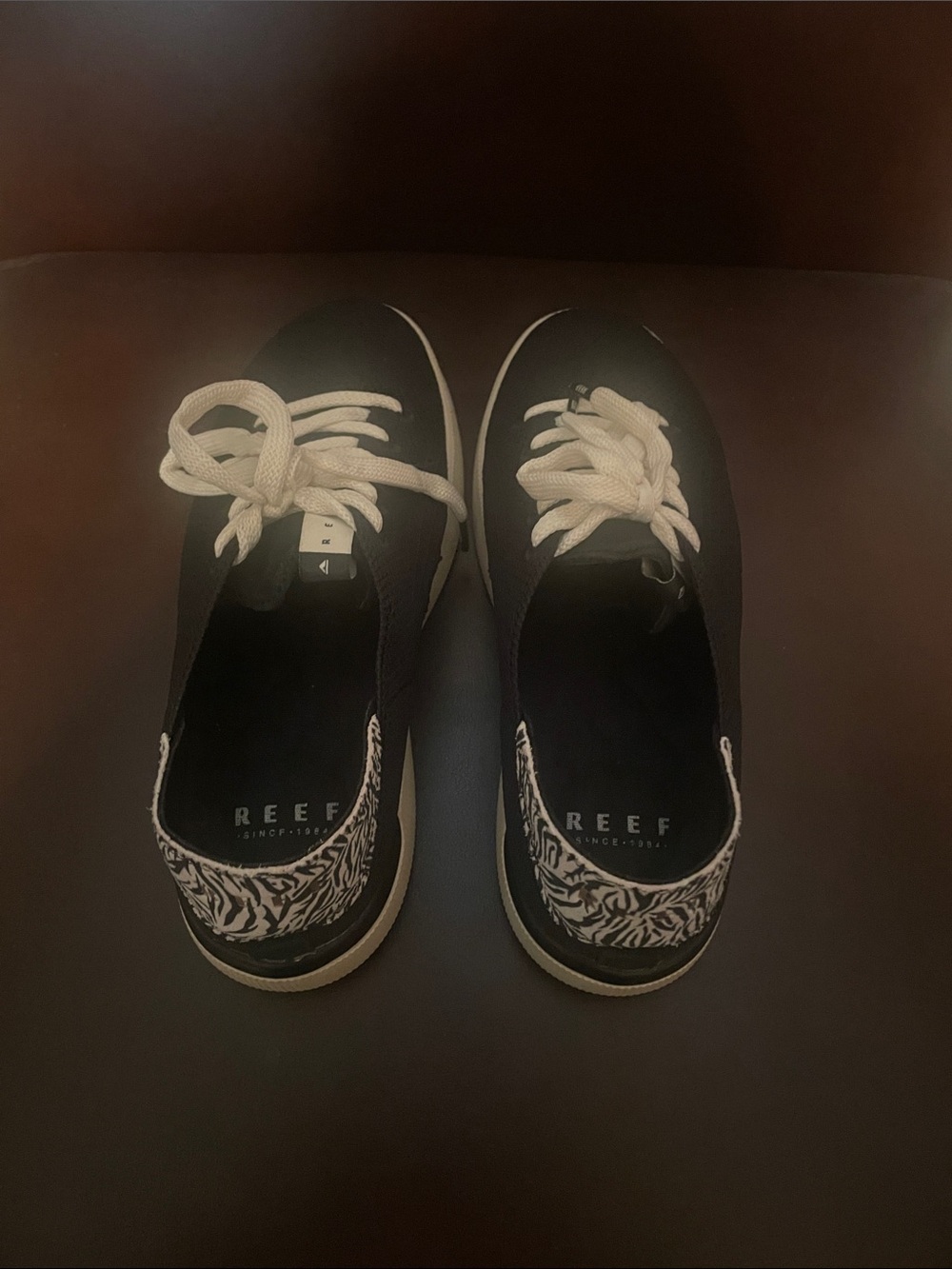 Reef Womens Black Neptune Sneakers with White Laces and Zebra print heel - Picture 2 of 7